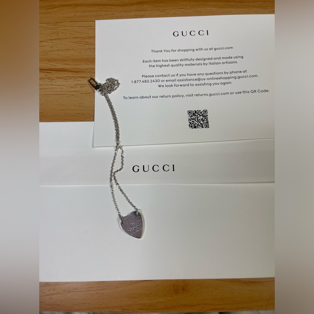 GUCCI Trademark Necklace with Heart Pendant
